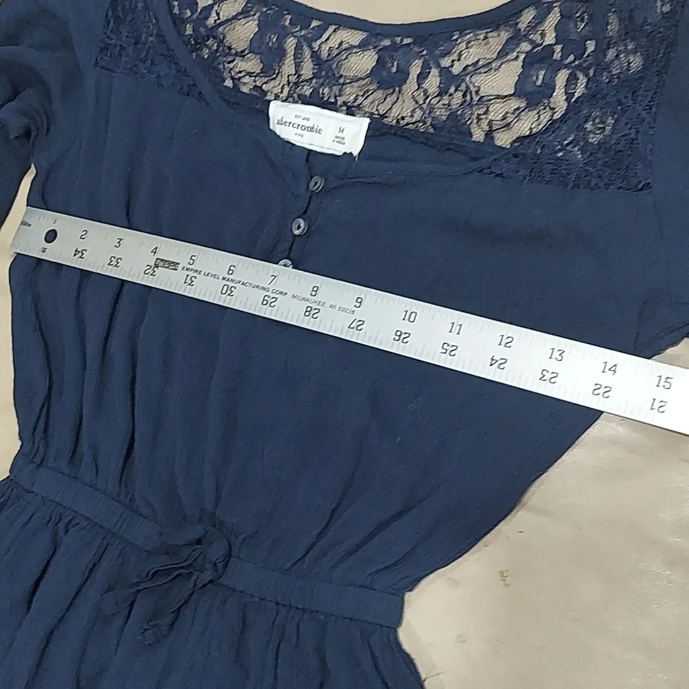 Abercrombie Kids Navy Lace button Accent Romper size M - Picture 4 of 7